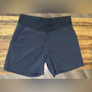 Women’s size M, black Tuff Athletics shorts. Excellent condition